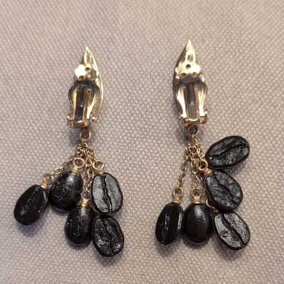 Vintage Clip On Gold Leaf and Black Bean Drop Earrings - Picture 2 of 10